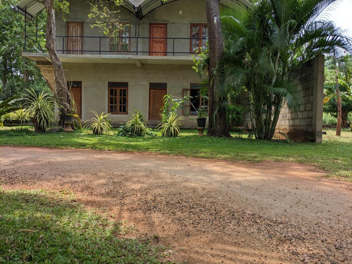 Afenta Motel- Mihintale Ngoại thất bức ảnh