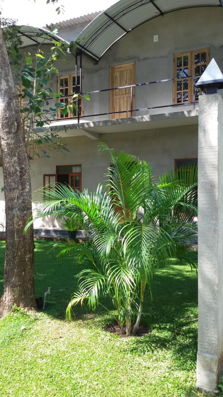 Afenta Motel- Mihintale Ngoại thất bức ảnh