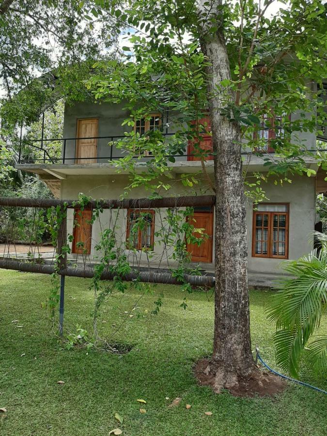Afenta Motel- Mihintale Ngoại thất bức ảnh